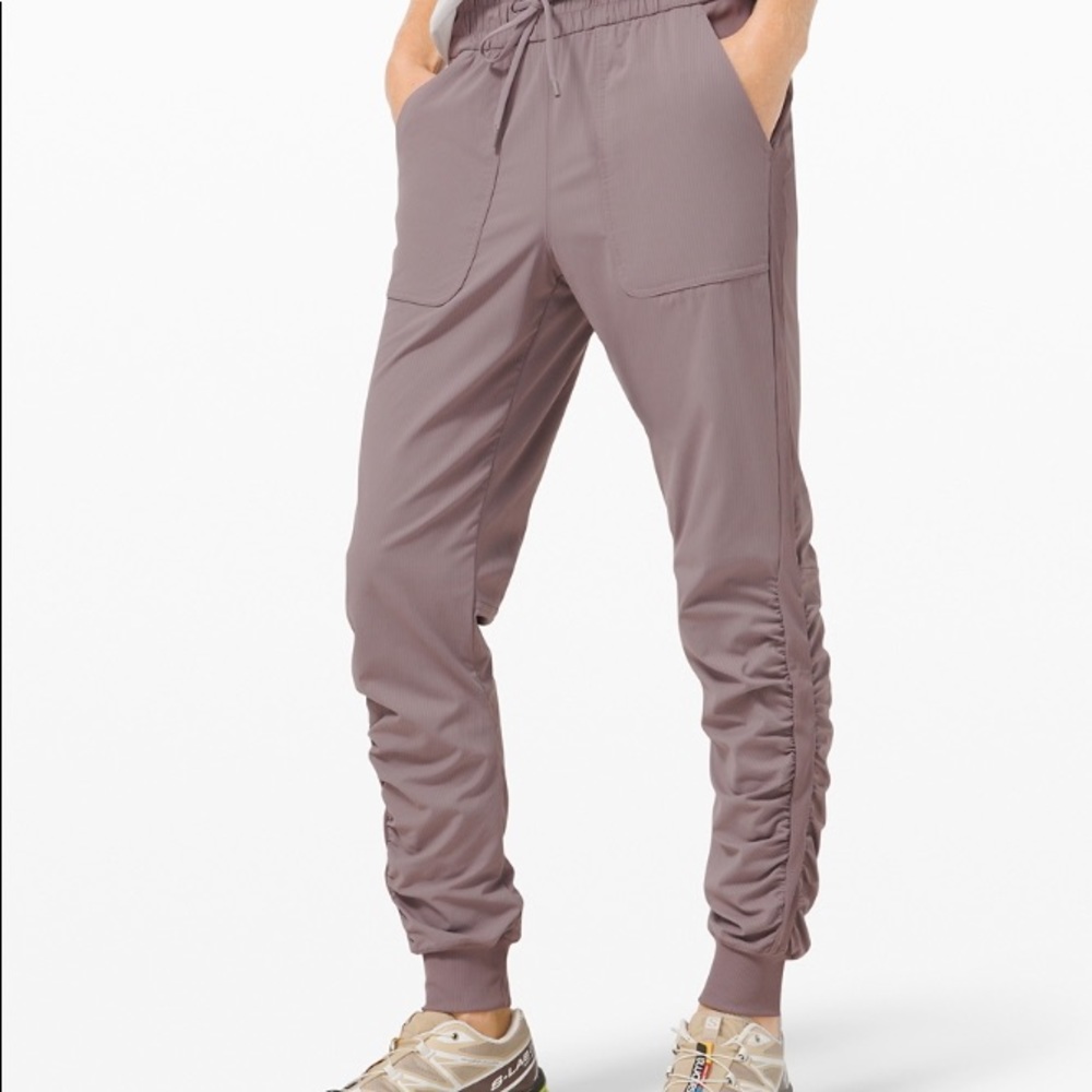 Lululemon Beyond The Studio Jogger